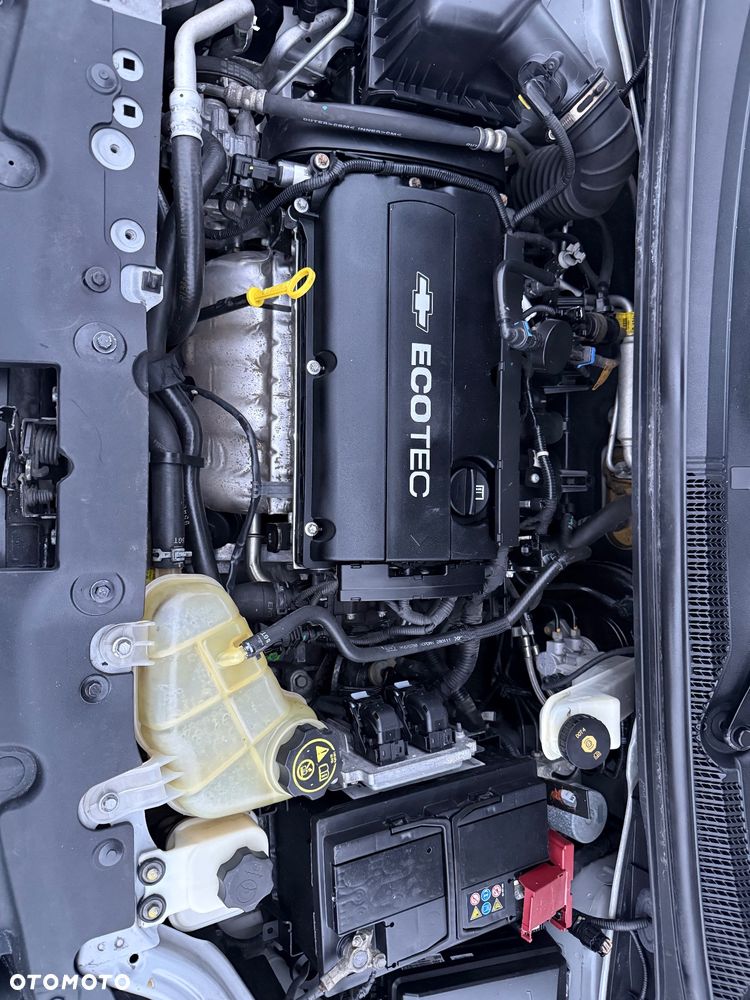 Chevrolet Aveo 1.6 LTZ S/S - 15