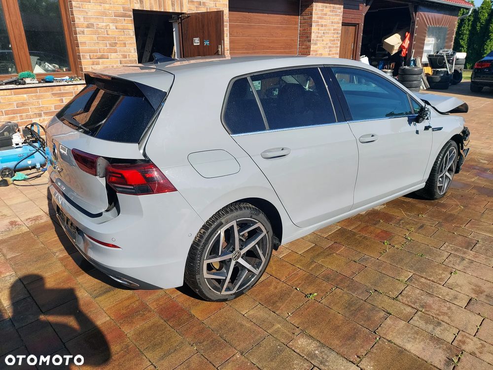 Volkswagen Golf 1.5 TSI OPF Style - 1