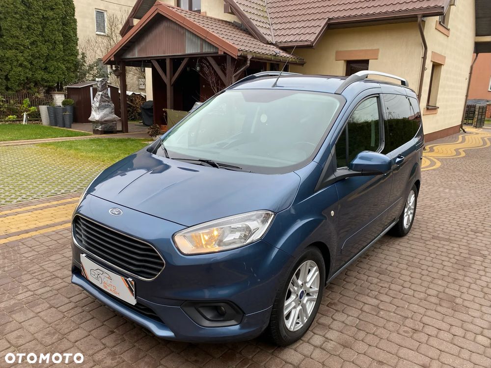 Ford Tourneo Courier 1.5 TDCi Titanium - 1