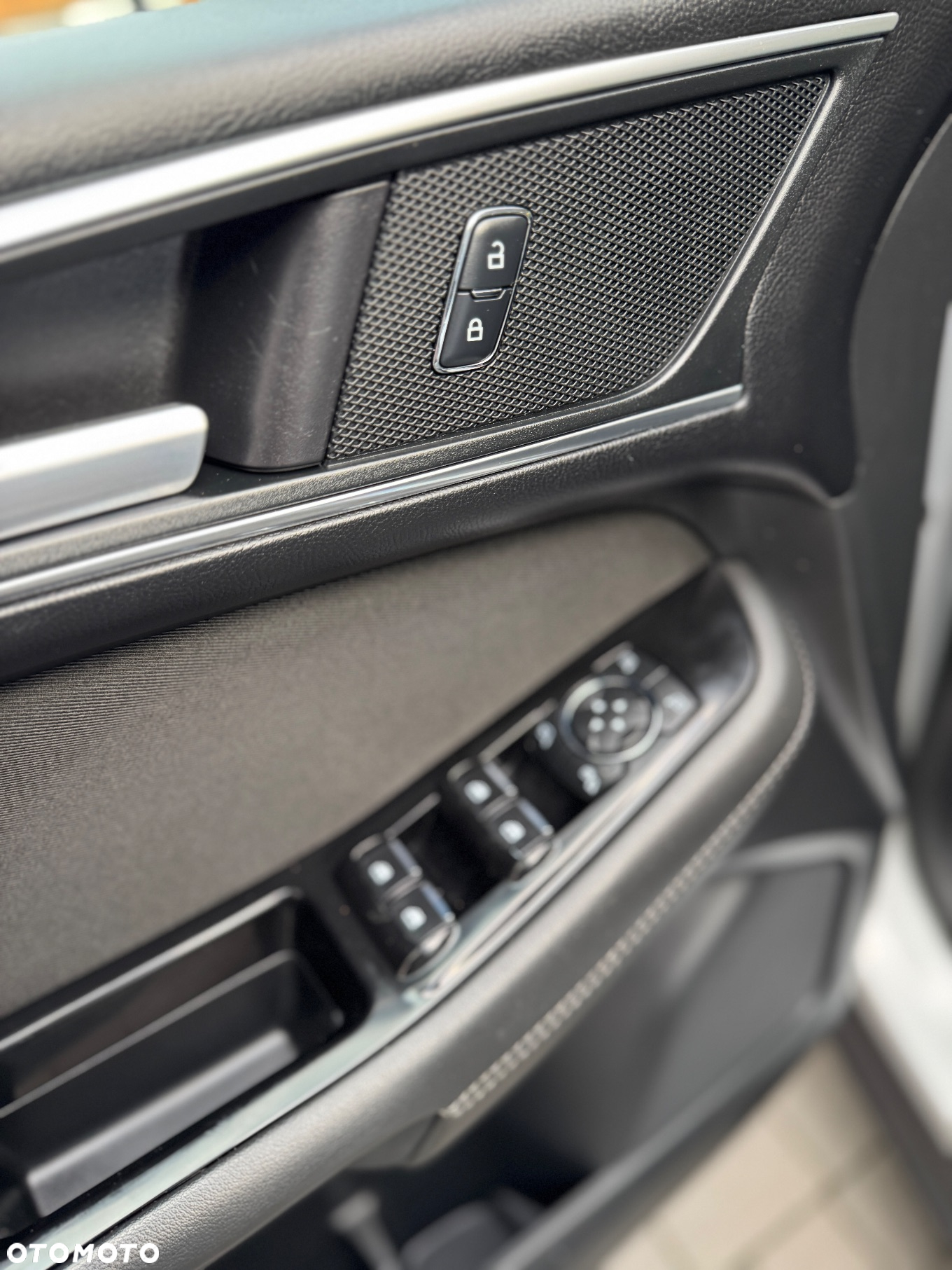 Ford Galaxy 2.0 EcoBlue Titanium PowerShift - 6