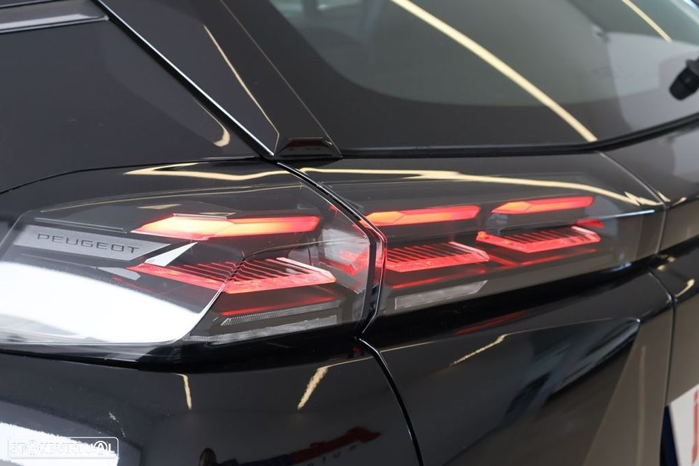 Peugeot 2008 1.2 PureTech Style - 32