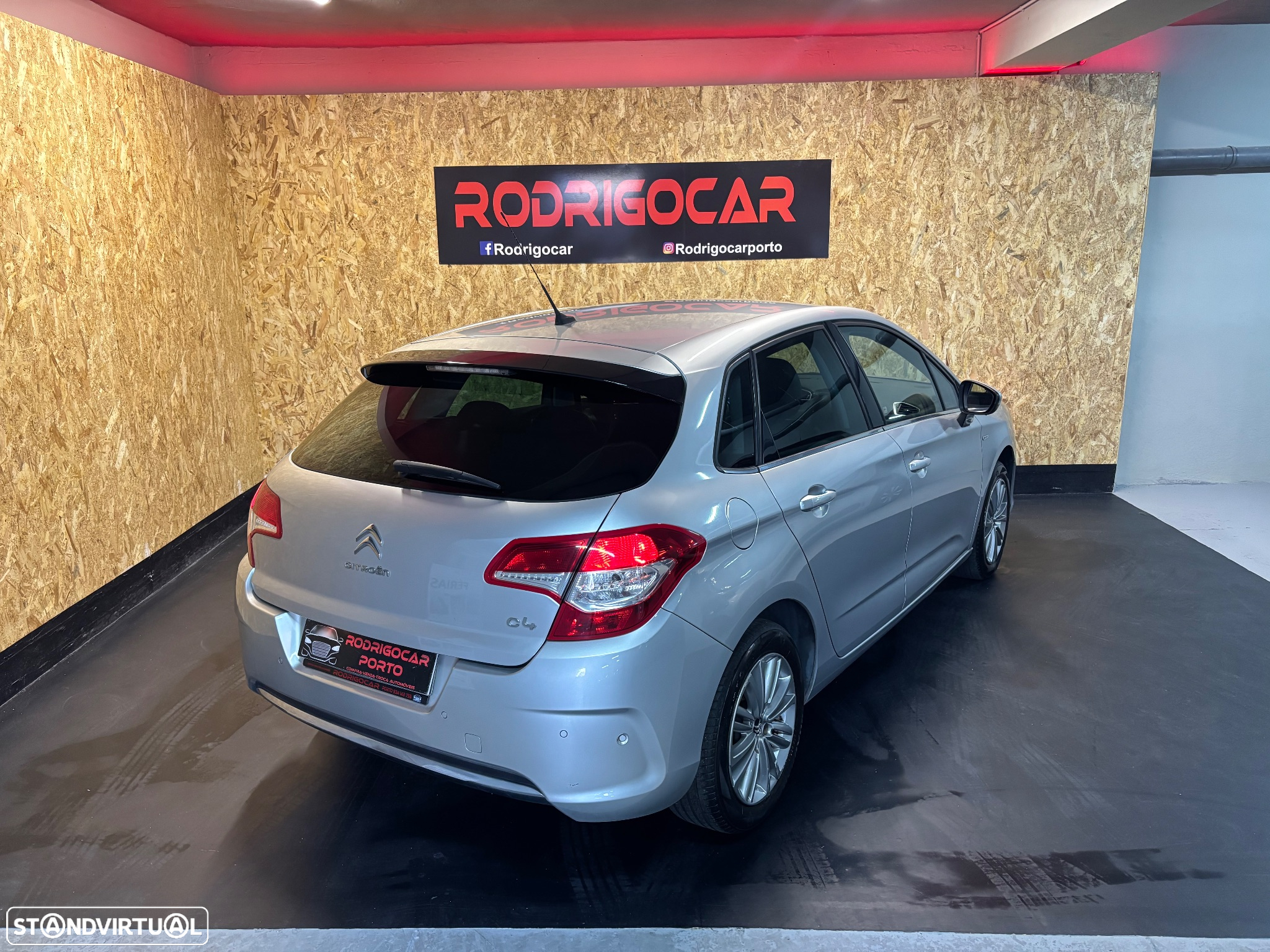 Citroën C4 1.6 e-HDi Exclusive - 3