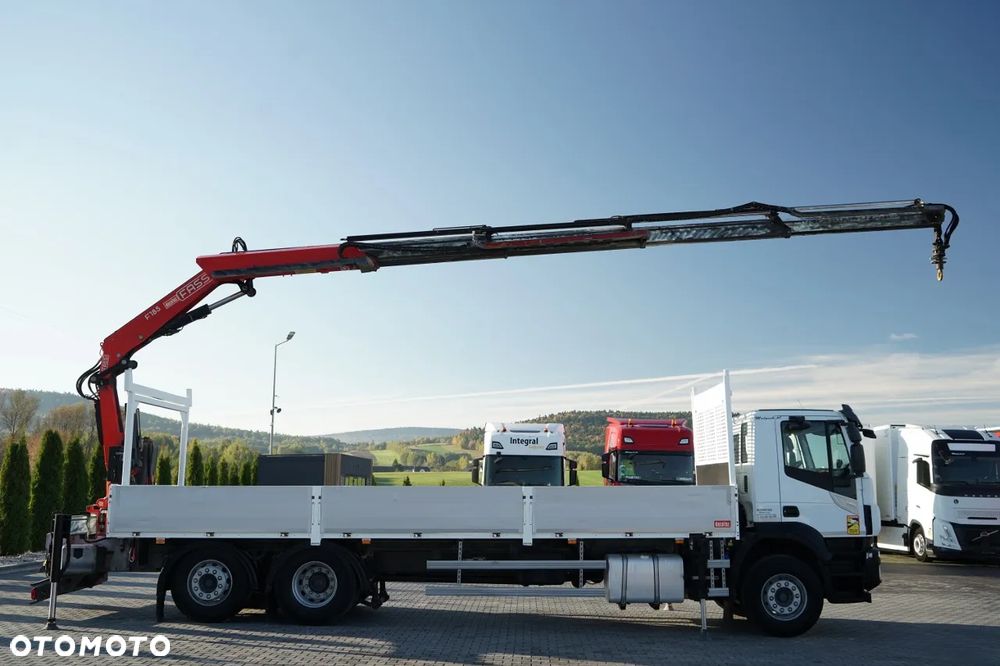 Iveco STRALIS 460 / 6X2 / SKRZYNIOWY 8,1 m + HDS FASSI. F185 MAX UDŹWIG 5 500 KG / STEROWANIE RADIOWE / ROTATOR / - 5