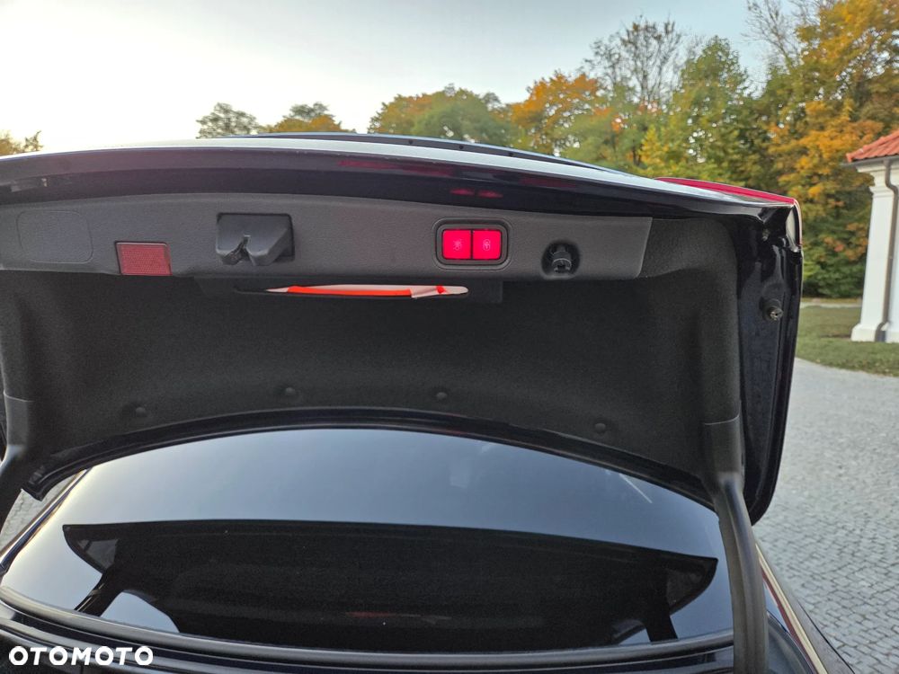 Mercedes-Benz Klasa E - 12