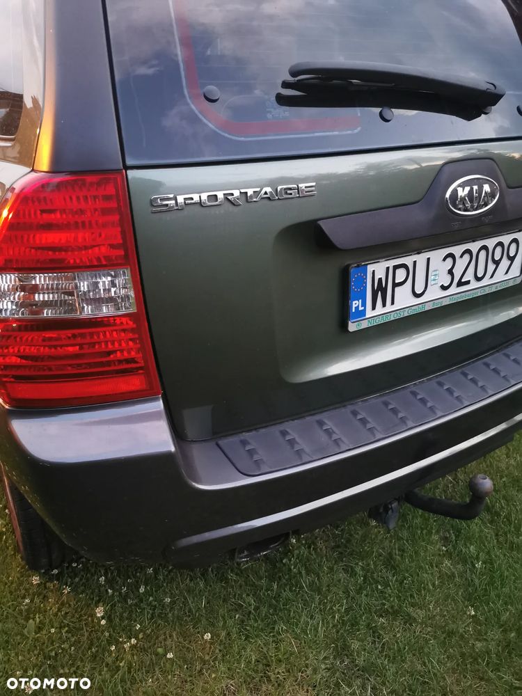 Kia Sportage 2.0 CRDi Tour - 7