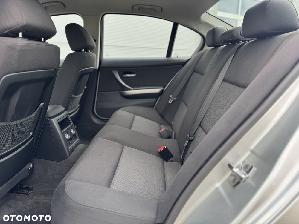 BMW Seria 3 - 8