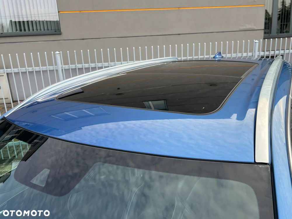 Volvo XC 90 D5 AWD R-Design 7os - 33