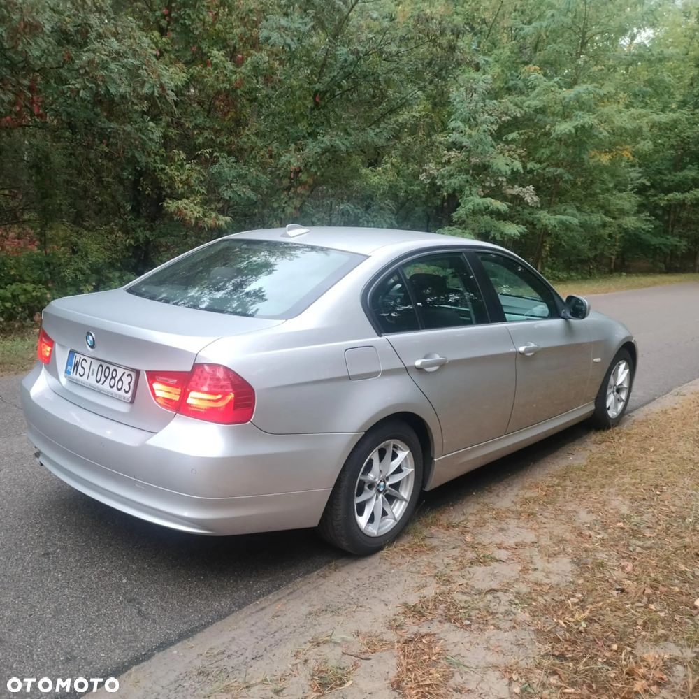 BMW Seria 3 316d - 4