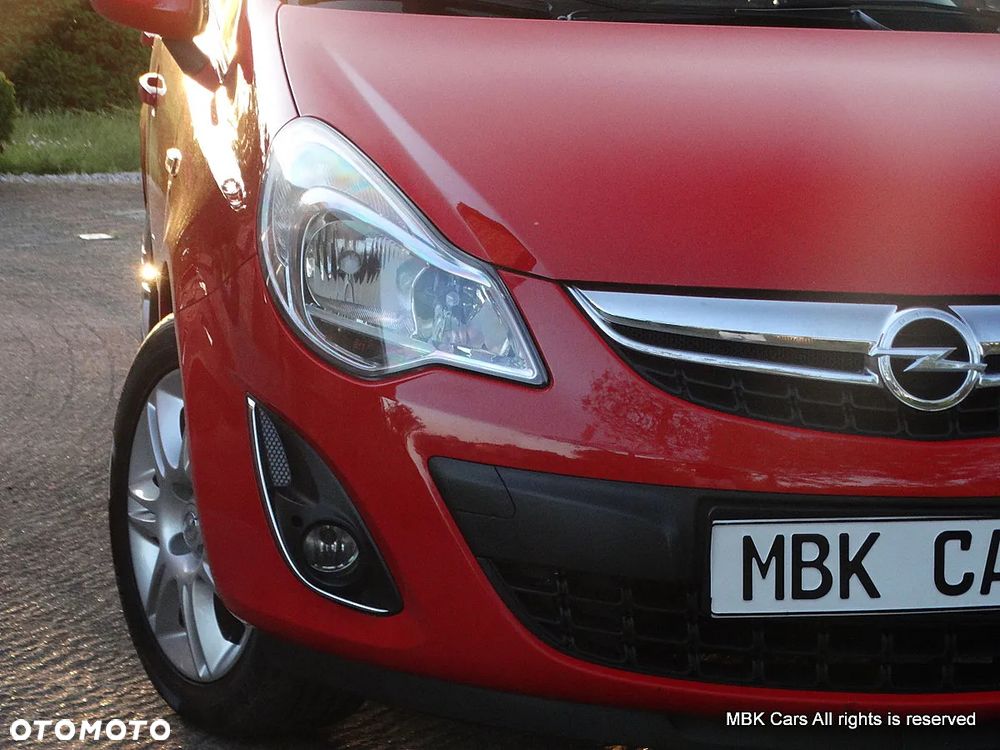 Opel Corsa 1.4 16V Satellite - 12