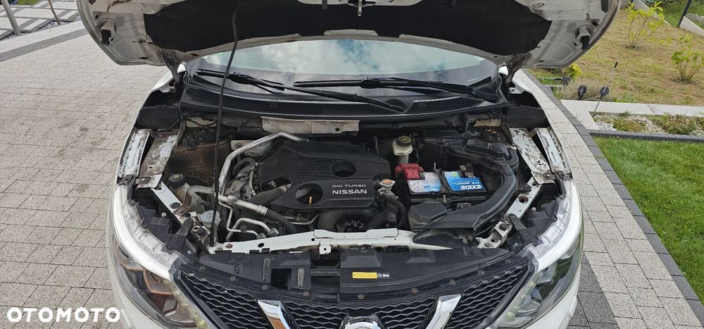 Nissan Qashqai 1.6 DIG-T Tekna - 16