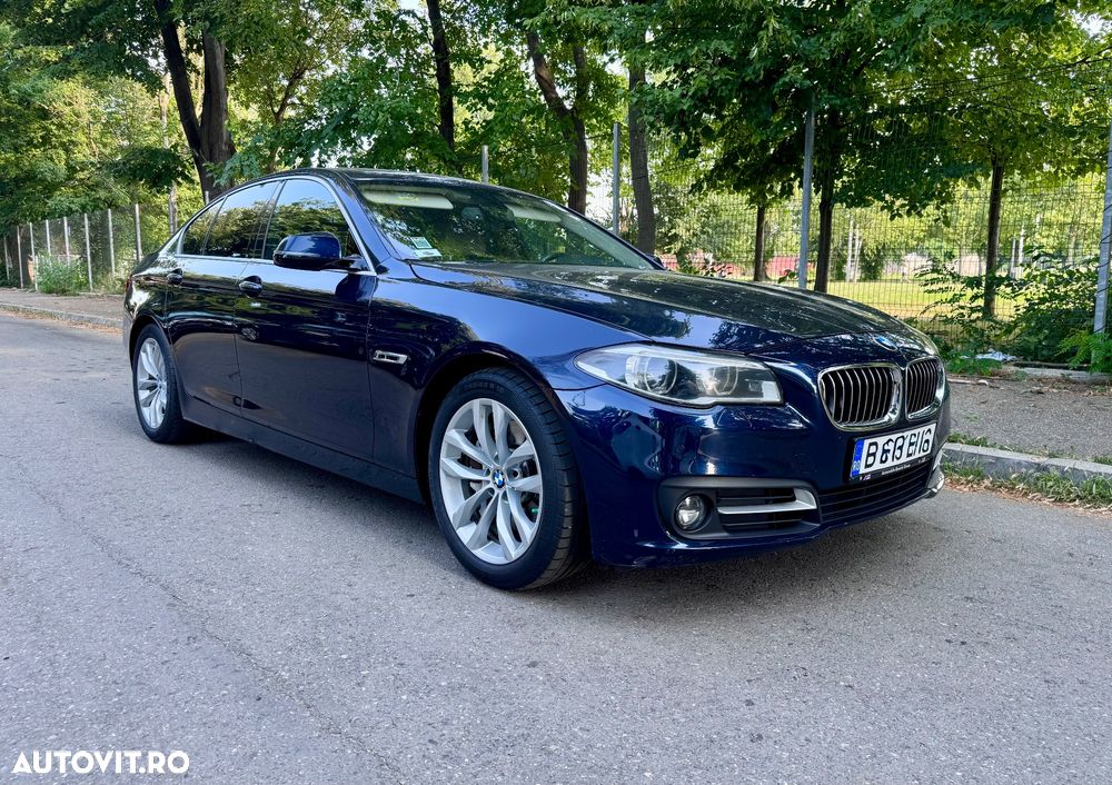 BMW Seria 5 525d xDrive AT - 2