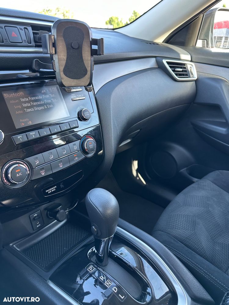 Nissan Rogue - 21