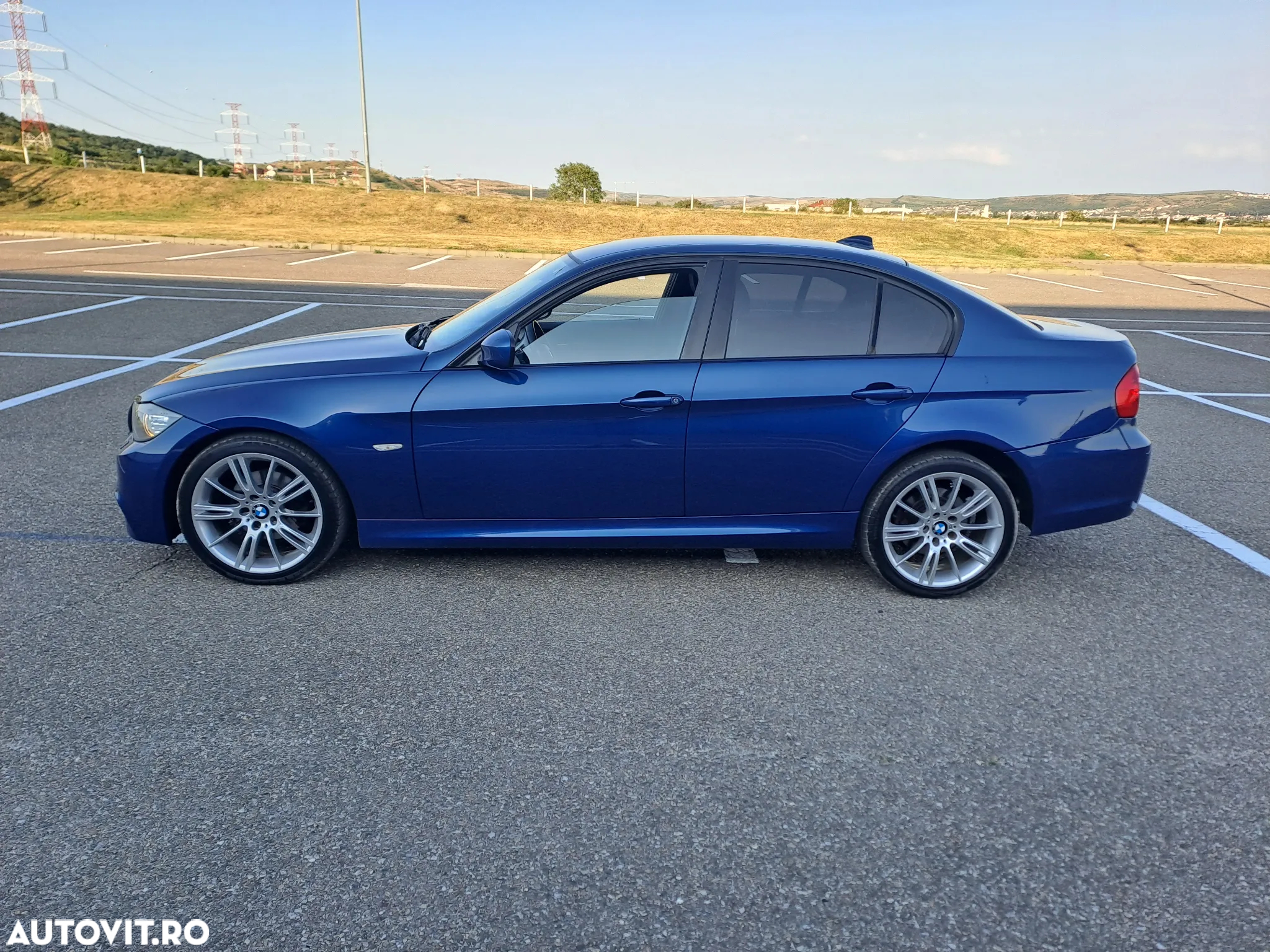 BMW Seria 3 318d - 8
