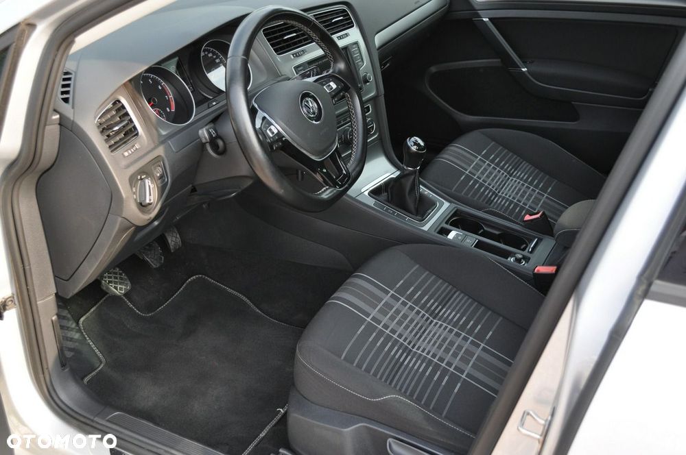 Volkswagen Golf 1.4 TSI BlueMotion Technology Lounge - 28