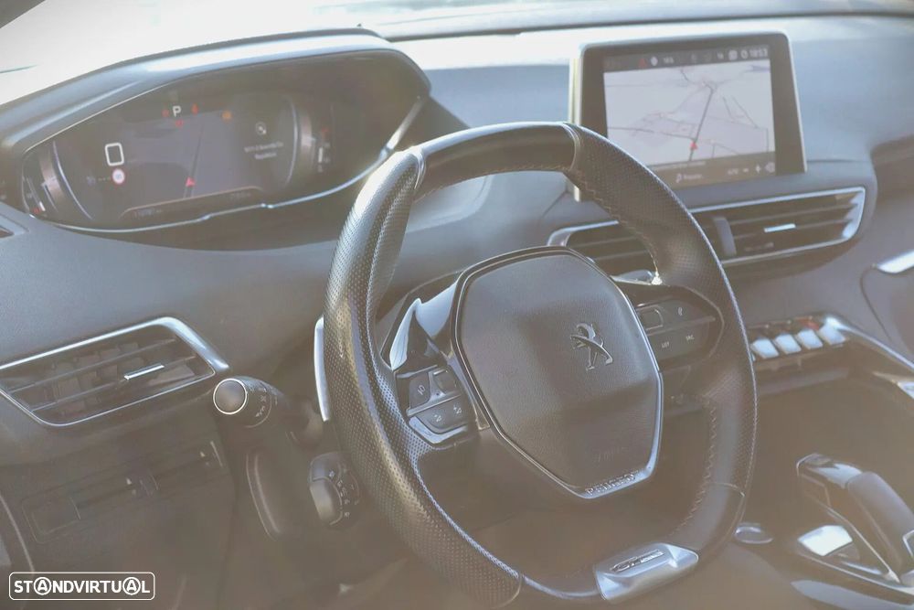 Peugeot 3008 1.5 BlueHDi GT Line EAT8 - 11