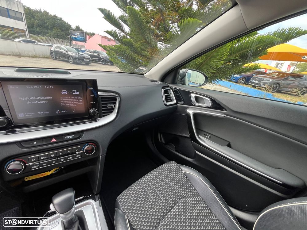 Kia XCeed 1.6 GDi PHEV Drive - 35