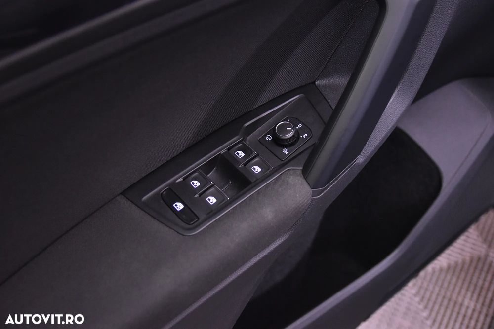 Volkswagen Tiguan - 14