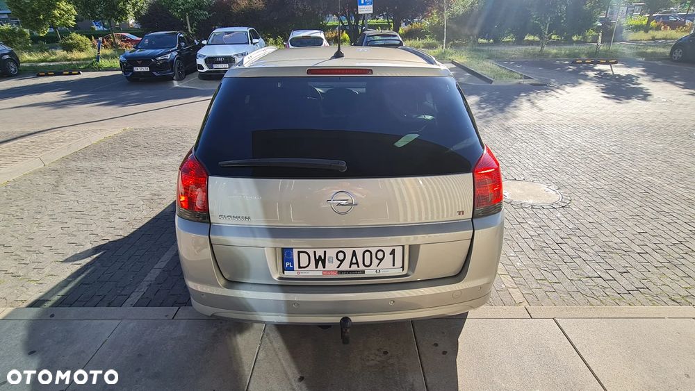 Opel Signum 1.9 CDTI Cosmo - 25