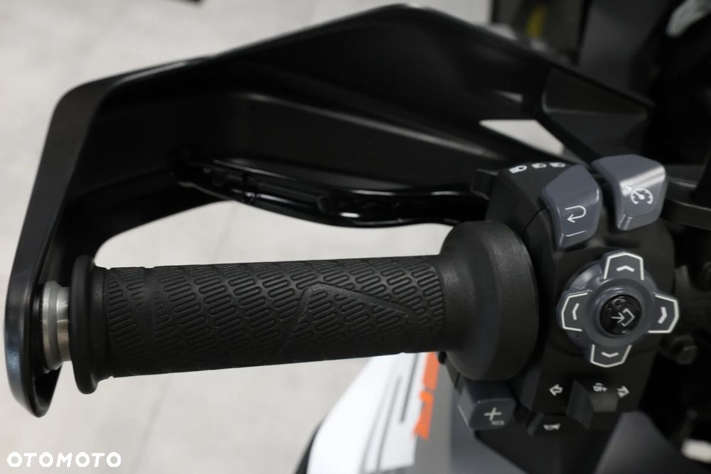 KTM Super Adventure - 17