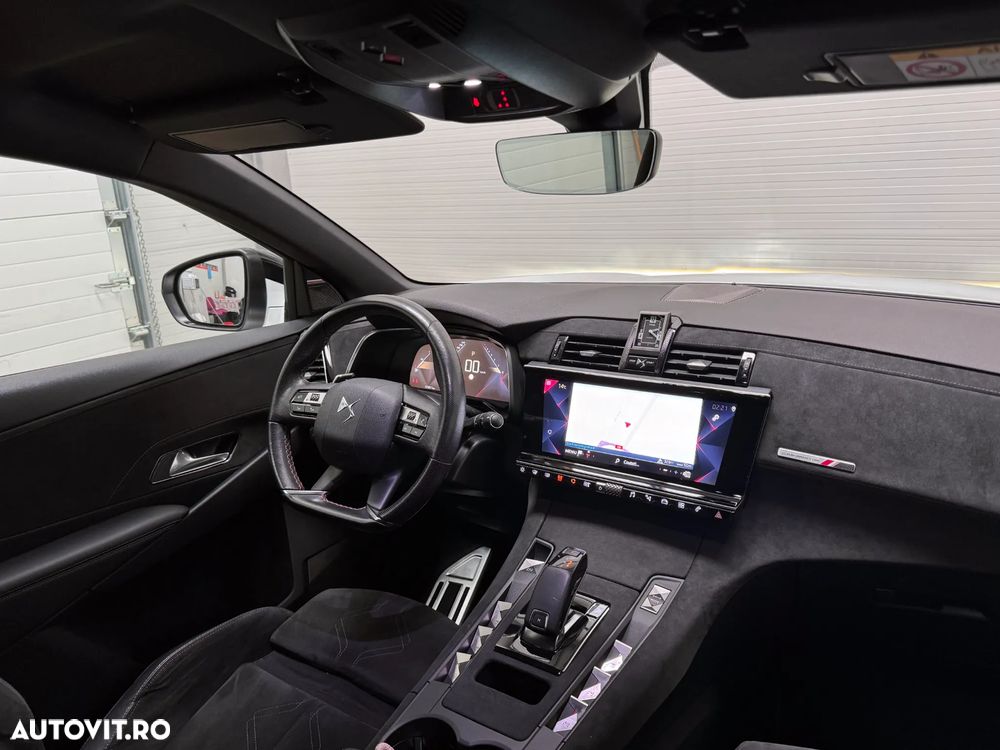 DS Automobiles DS 7 Crossback PERFORMANCE LINE - 9