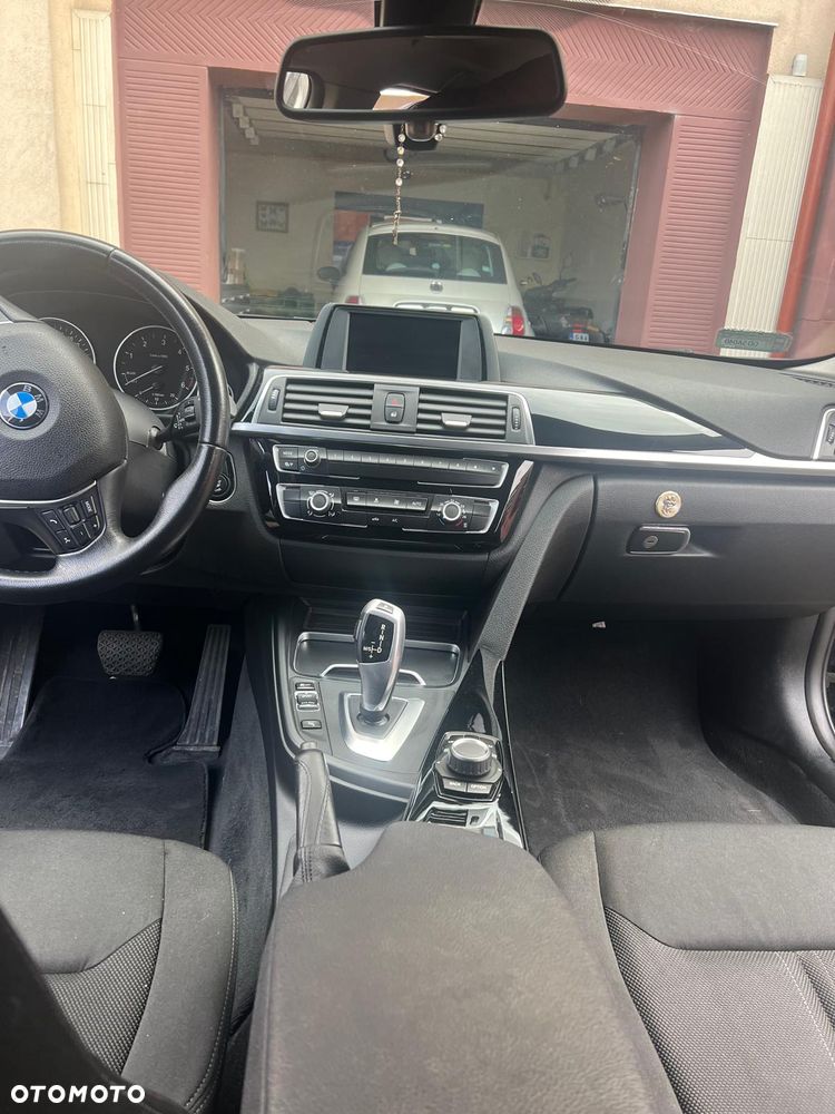 BMW Seria 3 316d - 8