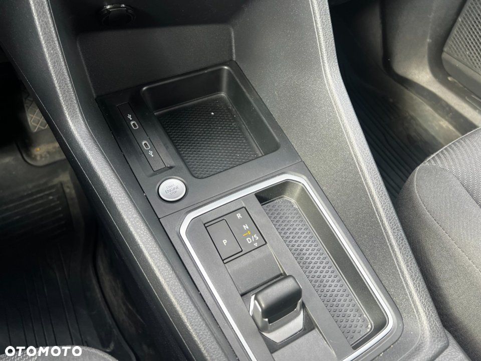 Ford Transit Connect - 12