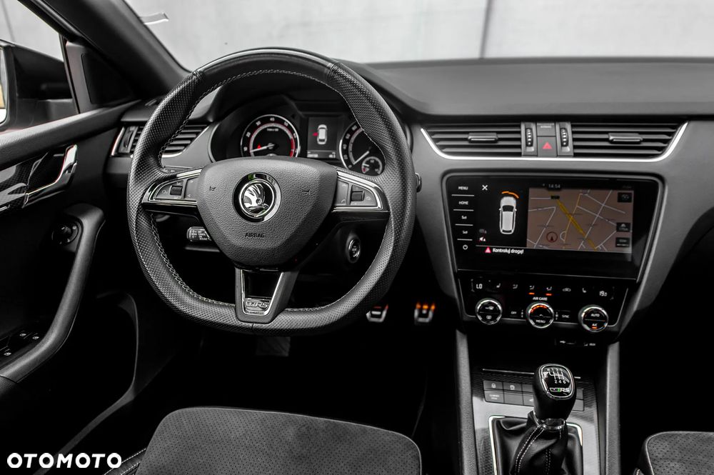 Skoda Octavia 2.0 TSI RS 230 - 19