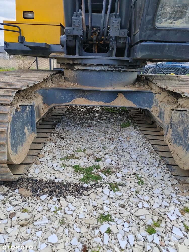 JCB JS150 - 4