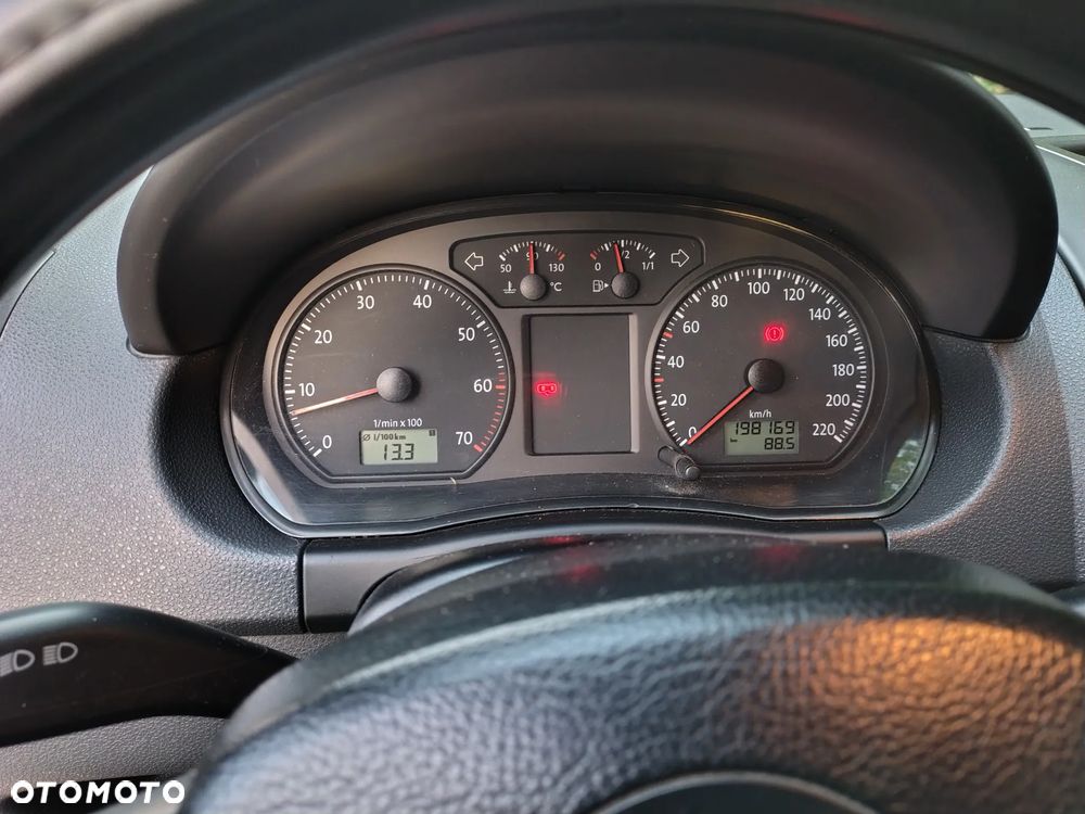 Volkswagen Polo - 13