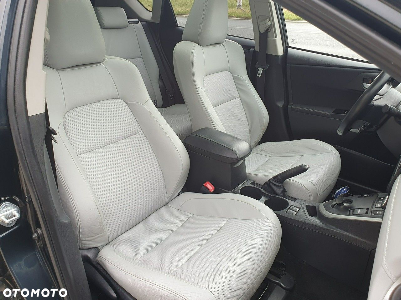 Toyota Auris - 15