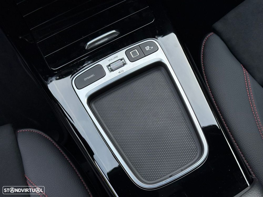 Mercedes-Benz A 45 AMG S 4Matic+ - 42