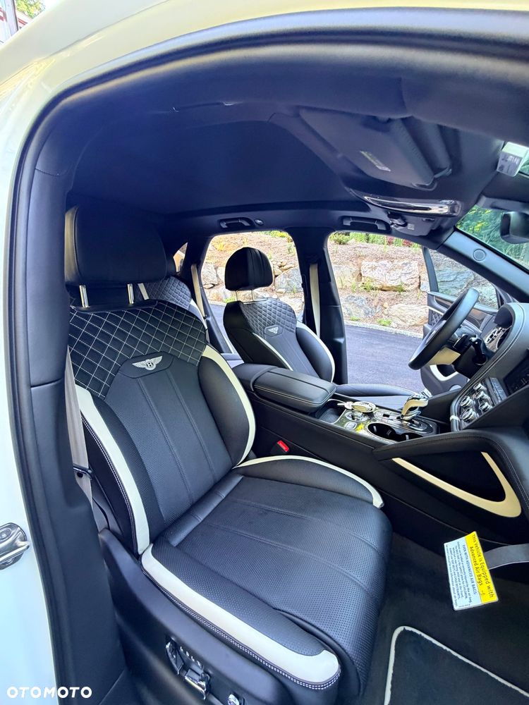 Bentley Bentayga W12 - 31