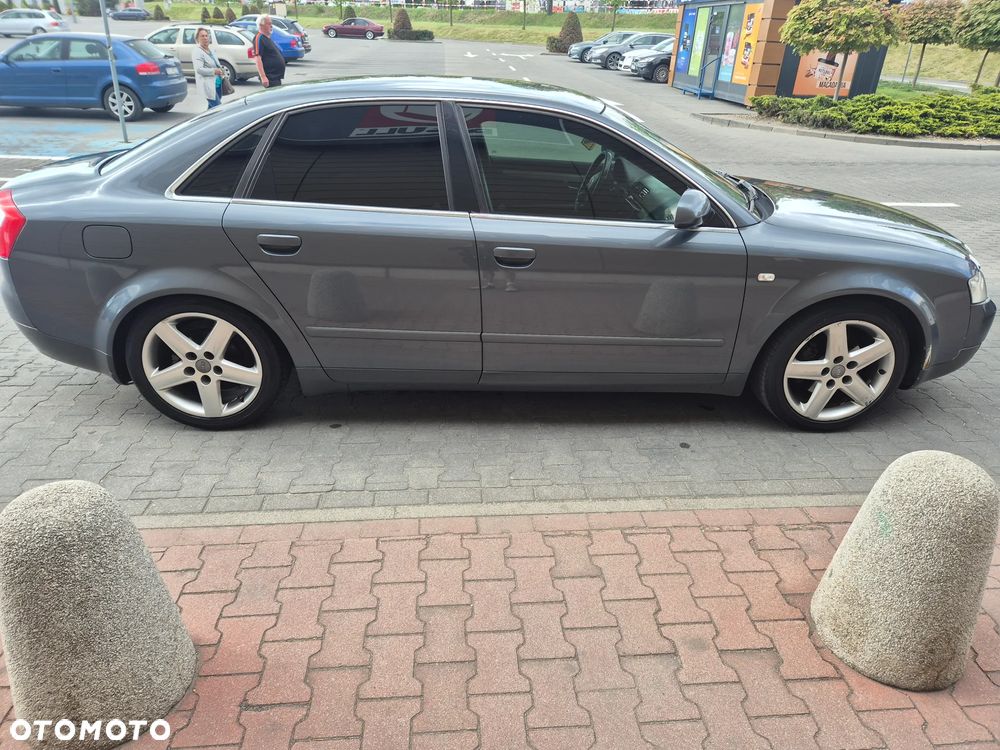Audi A4 Avant - 5