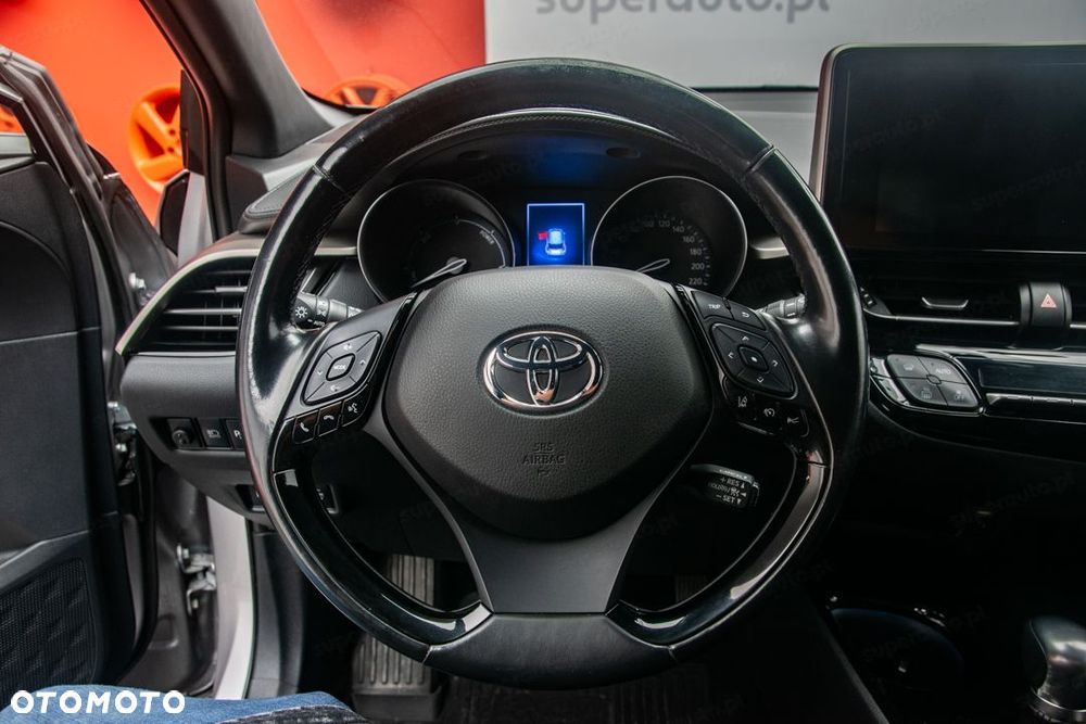 Toyota C-HR - 16