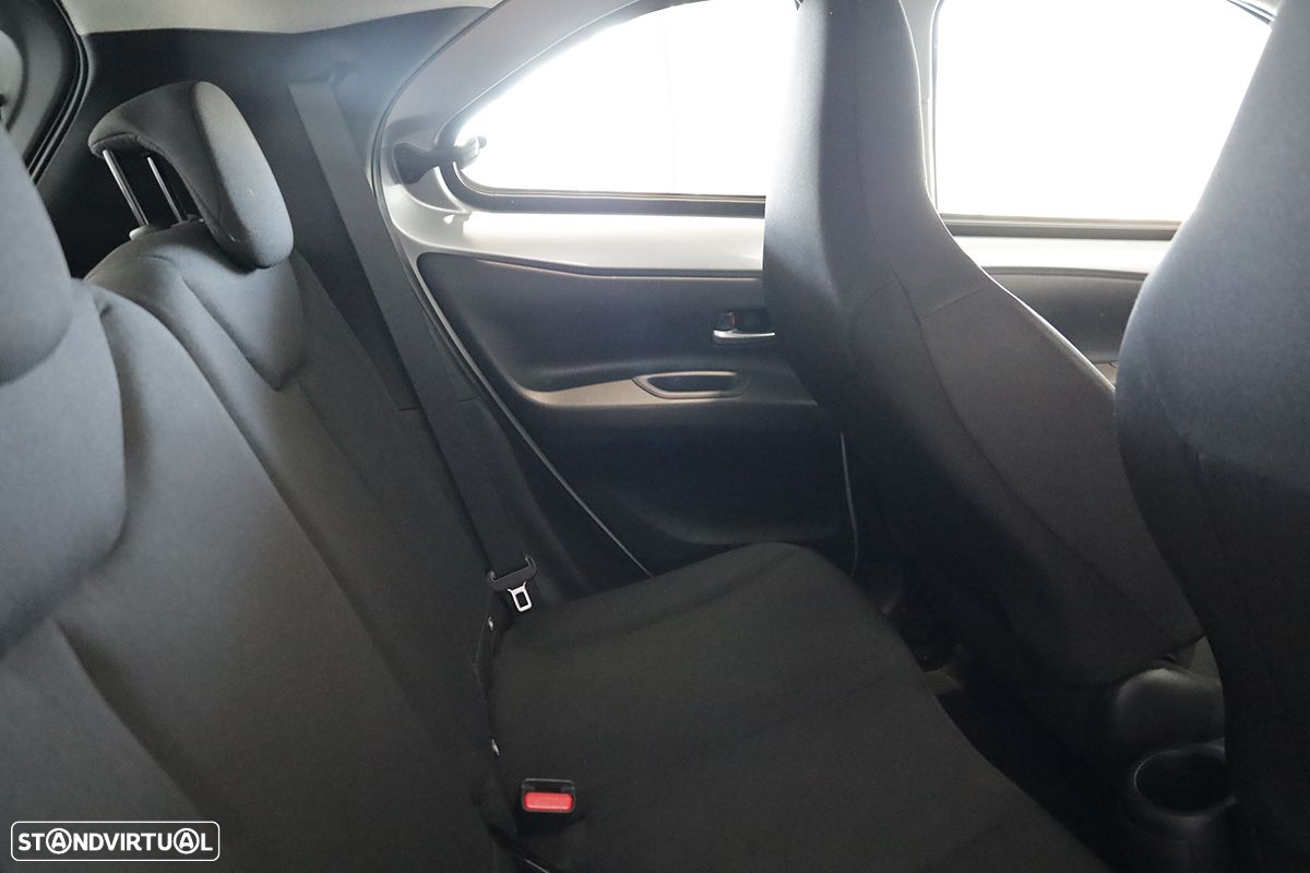 Toyota Aygo X 1.0 Play - 18