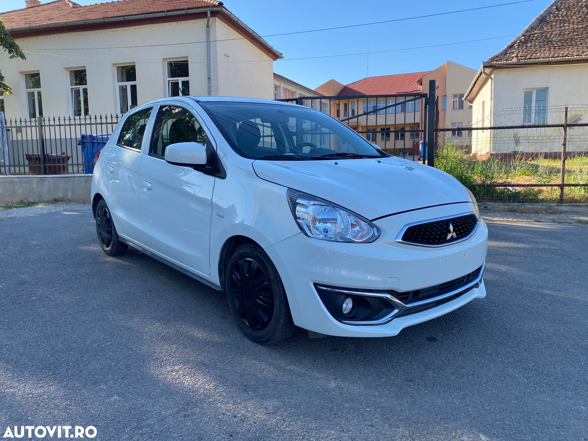 Mitsubishi Space Star 1.0 Diamant - 2