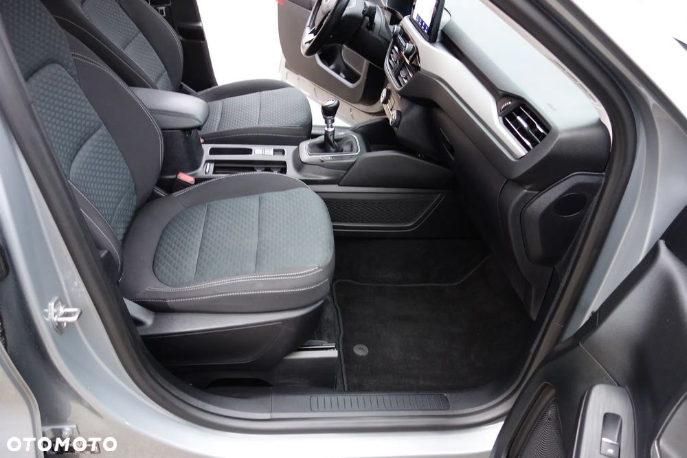 Ford Kuga - 17
