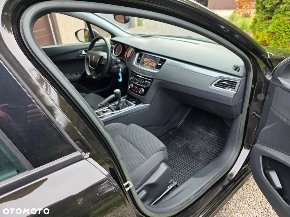 Peugeot 508 SW HDi FAP 165 Allure - 10