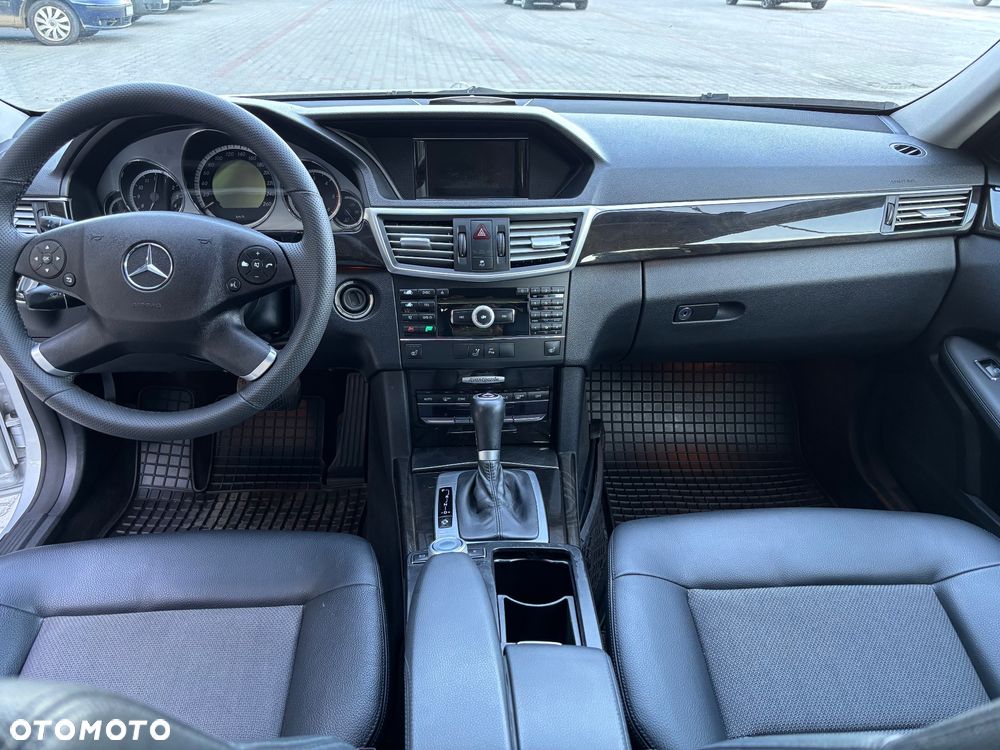 Mercedes-Benz Klasa E - 18
