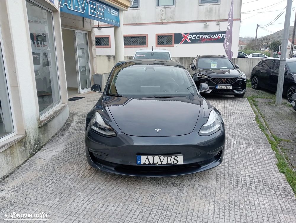 Tesla Model 3 Long-Range Dual Motor AWD - 1