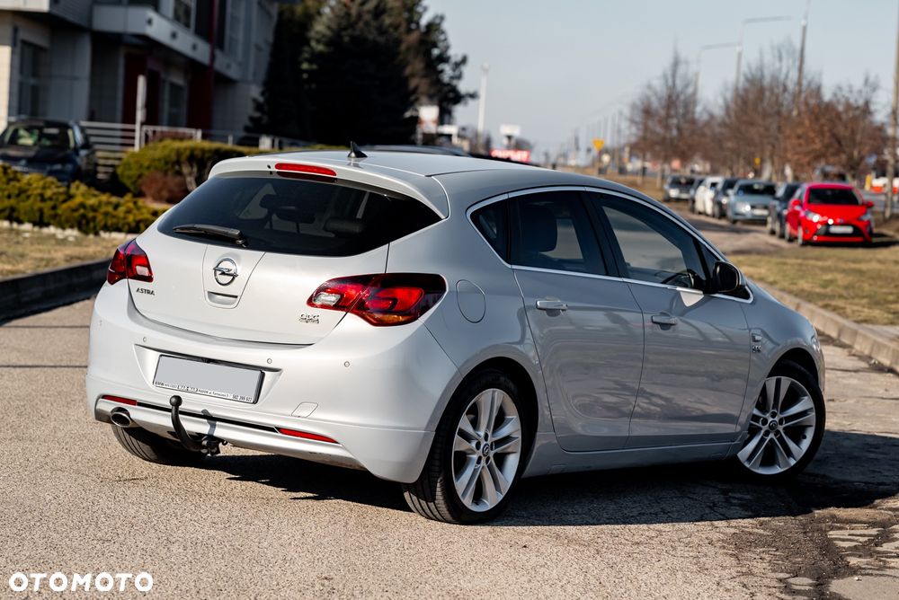 Opel Astra - 10