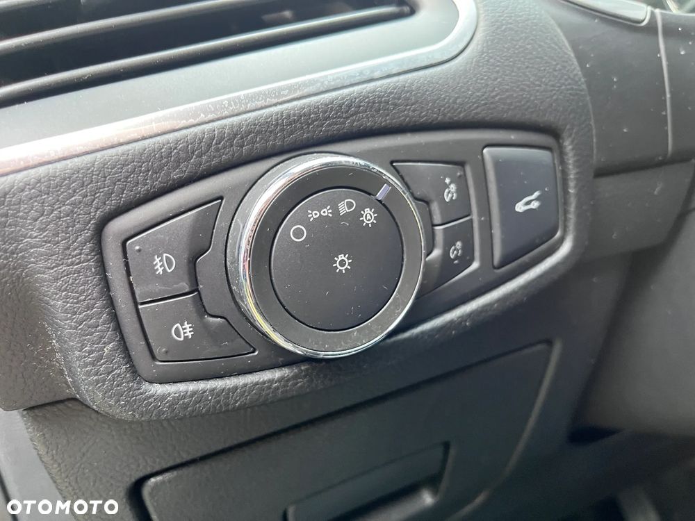 Ford S-Max 2.0 TDCi Bi-Turbo Titanium PowerShift - 14
