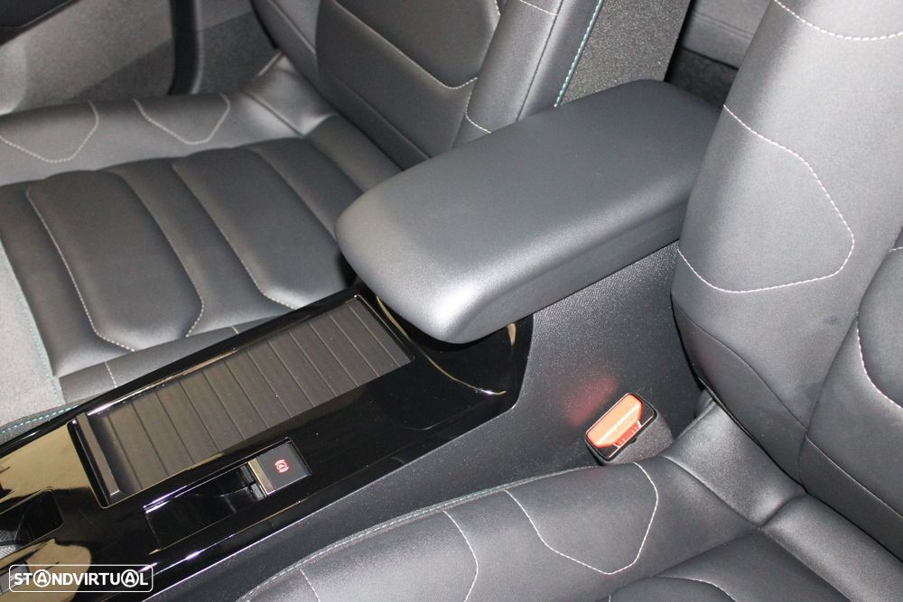 Citroën C4 X 1.2 PureTech Max EAT8 - 31