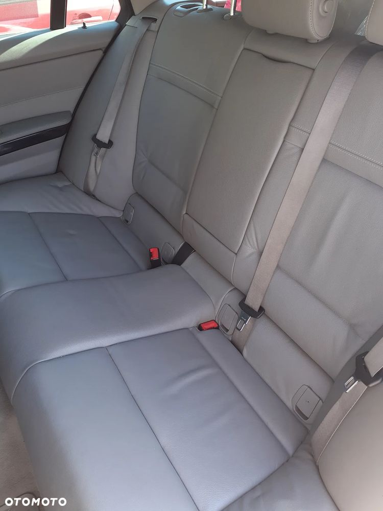 BMW Seria 3 325xi - 10