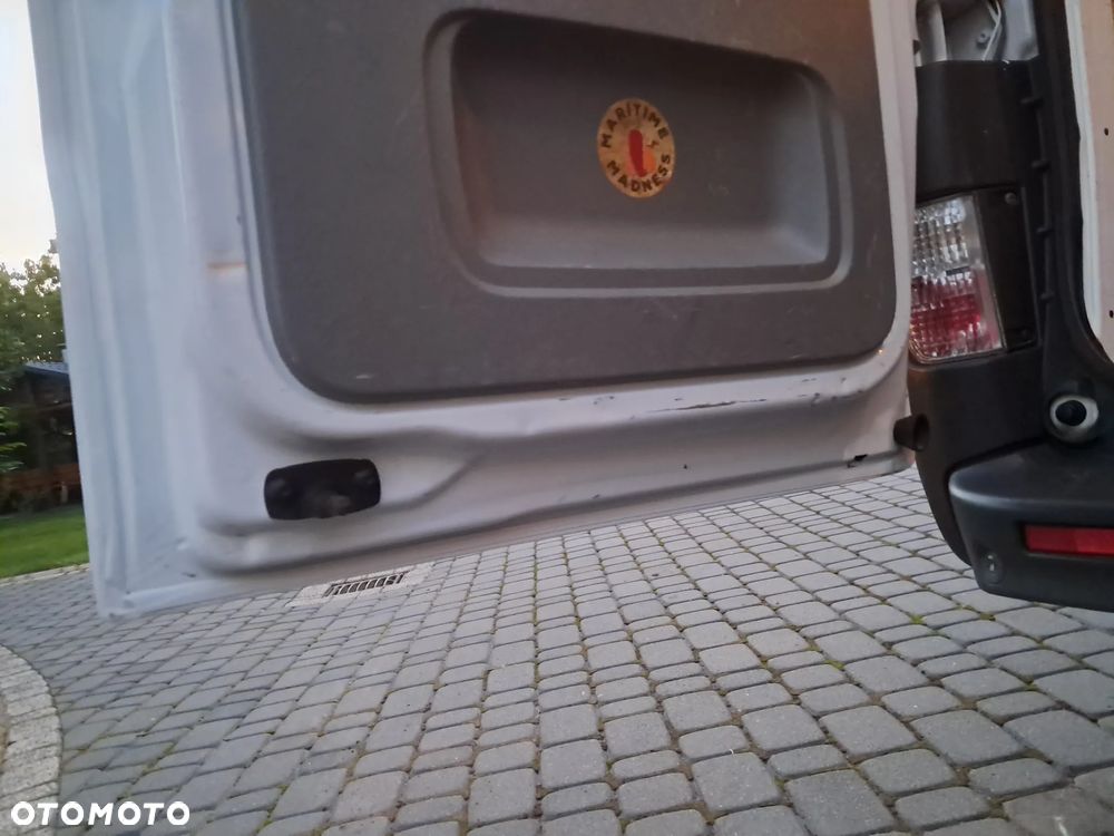 Opel VIVARO - 21