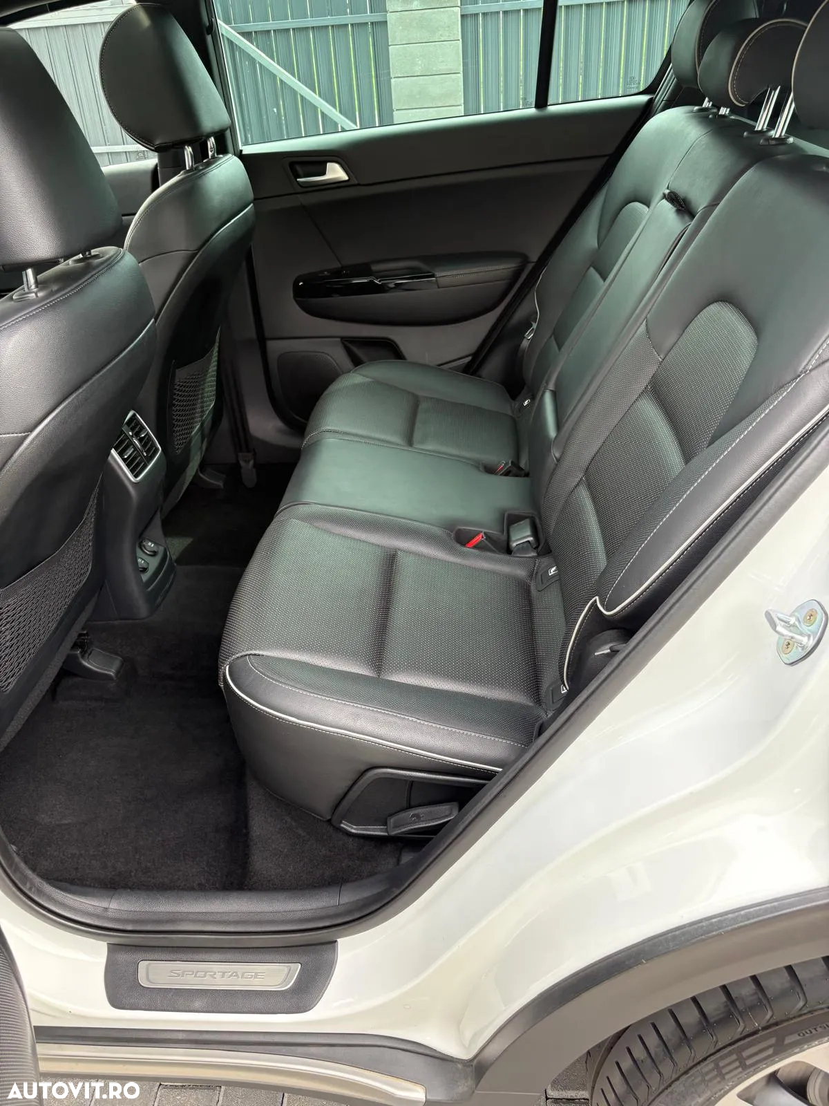Kia Sportage 2,0 CRDI AWD Aut. GT Line - 7