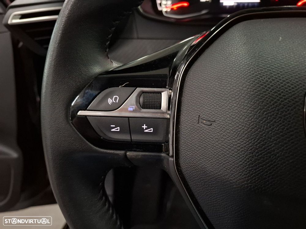 Peugeot 208 1.2 PureTech Active - 16