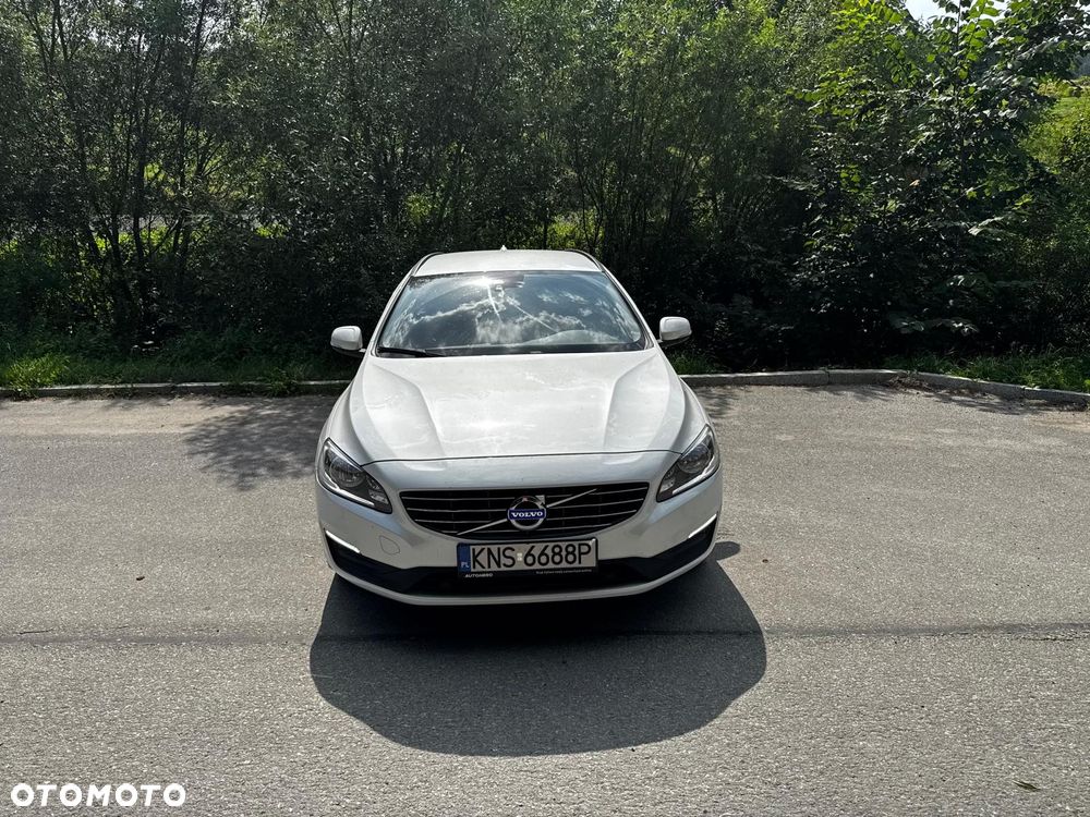 Volvo V60 D2 Drive-E Dynamic Edition (Momentum) - 8