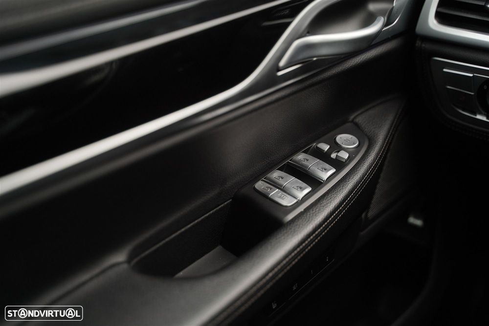 BMW 750 Ld xDrive Pack M Auto - 21