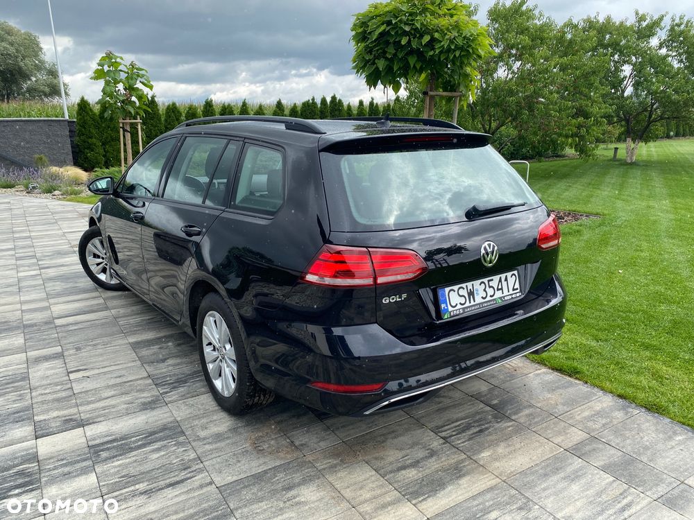 Volkswagen Golf - 4
